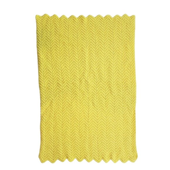 Handmade Crocheted Baby Afghan‎ Pastel Yellow Chevron Crib Blanket 29" x 43" - Picture 2 of 6
